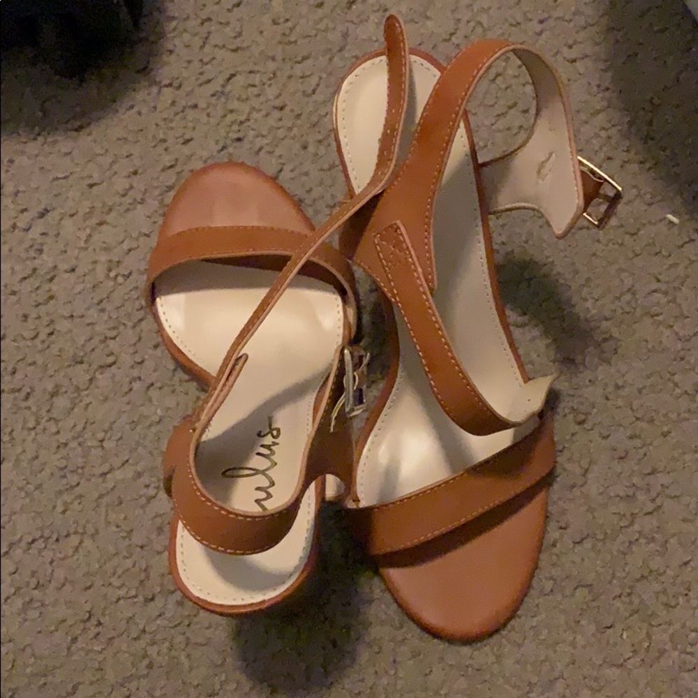 Cognac brown Lulus heels